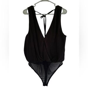 NWT Lulus Women's Black‎ Ribbed Like Material Open Back Deep V Bodysuit Size XL